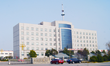 小型挖掘機